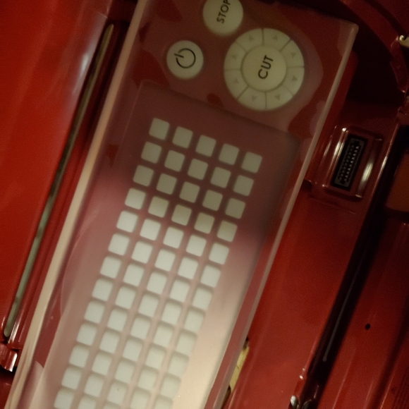 Cricut cake Machine - Picture 5 of 9